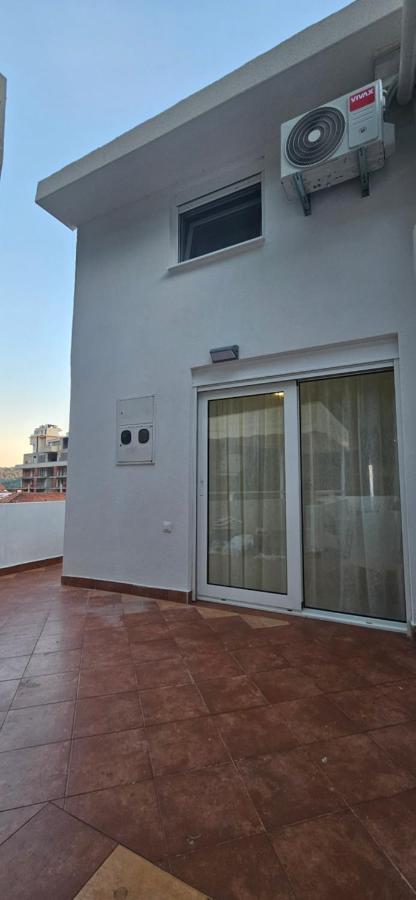 Sea View Apartment Aria Petrovac Eksteriør billede