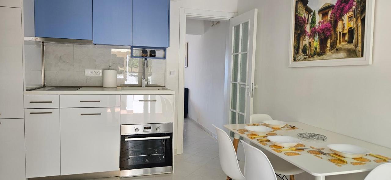 Sea View Apartment Aria Petrovac Eksteriør billede